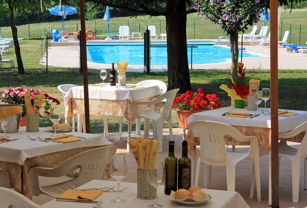 Hotel Colomber Gardone Riviera Exterior foto